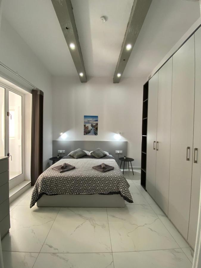 Seaside Apartment In Gzira Экстерьер фото